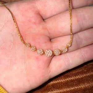 10K Solid Italian Gold CZ Graduated Seven Stone Mesh Chain